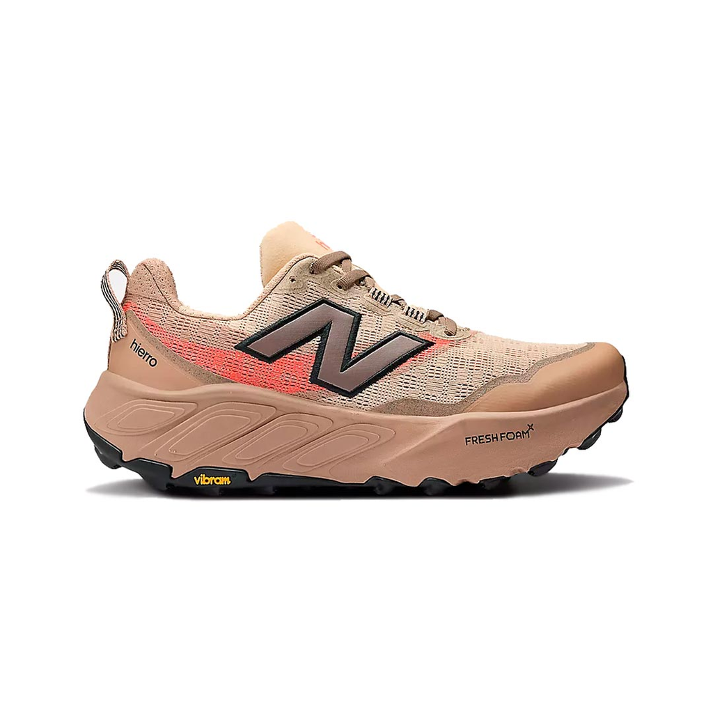 ZAPATO TRAIL NEW BALANCE HIERRO V9 BROWN/BEIGE