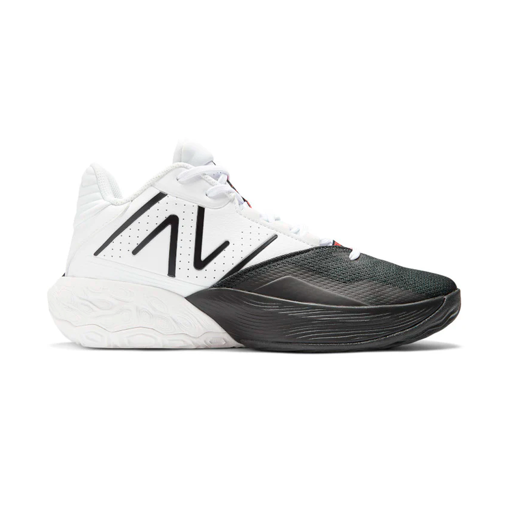 ZAPATO BASKETBALL NEW BALANCE YIN YANG GAME PLAN  WHT/BLK UNISEX