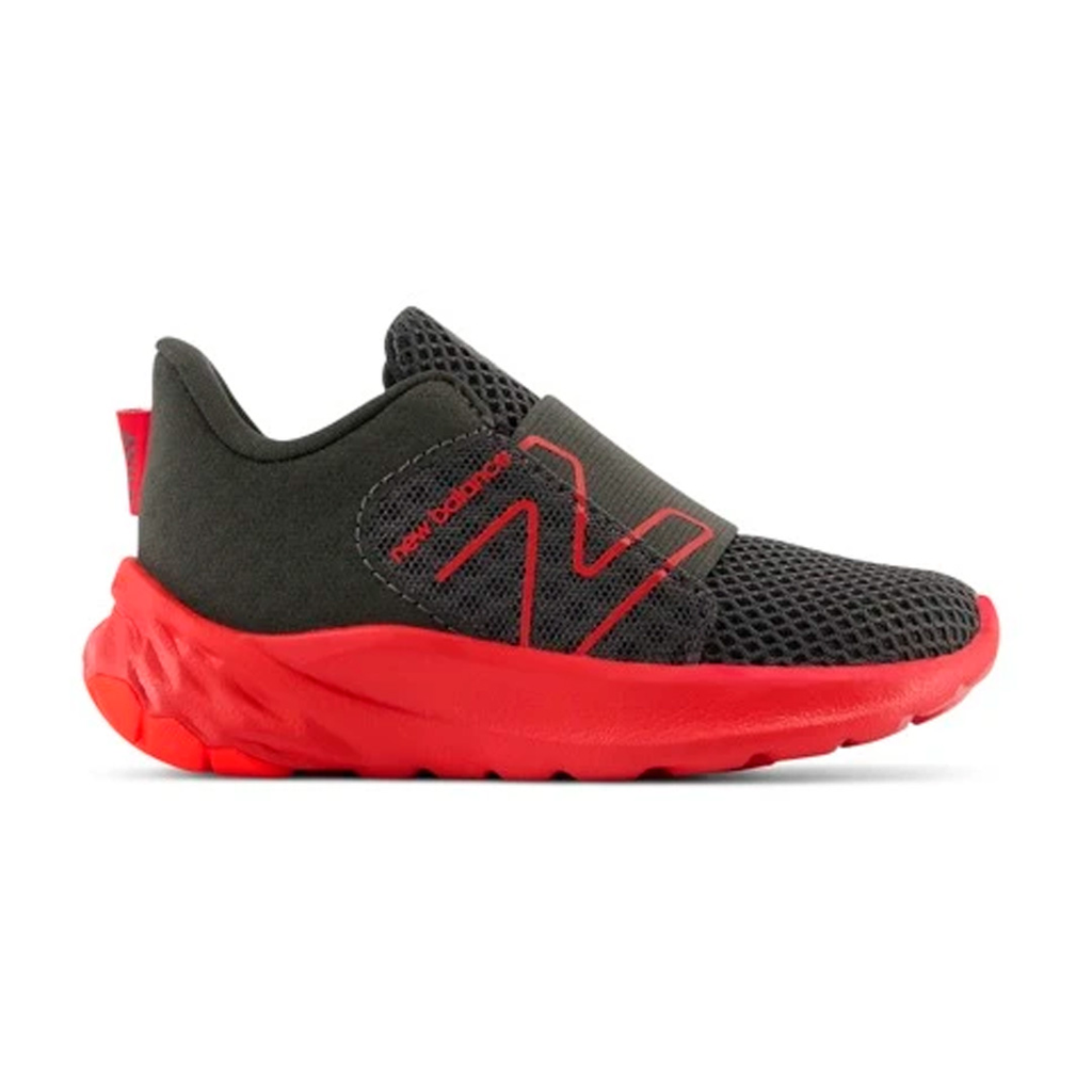 ZAPATO RUNNING NEW BALANCE ROAV V2 BLACK RED